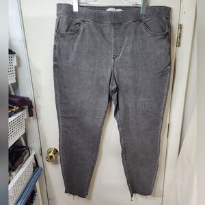 Sonoma Gray Denim Pull-On Skinny Jeans Plus Size 18W